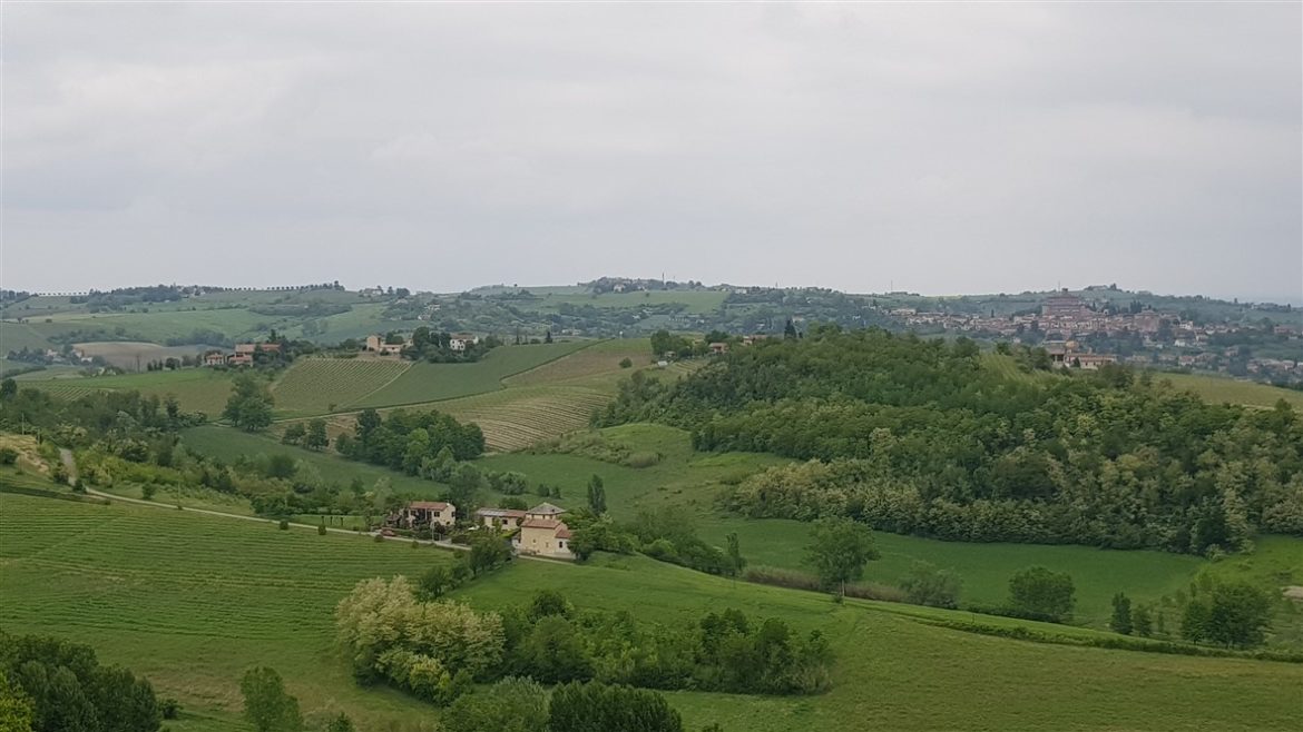 In Monferrato tra paesaggi e infernot UNESCO; fino a settembre anche per celebrare Angelo Morbelli e la sua arte dedicata al territorio