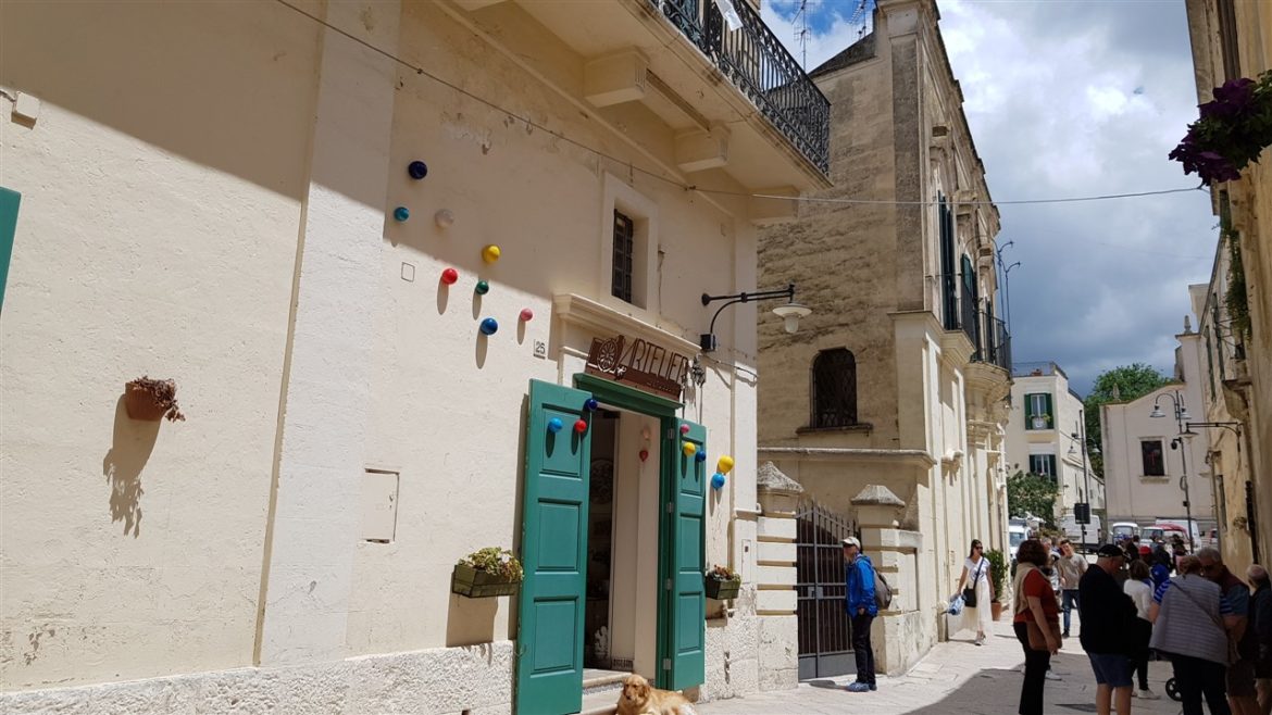 Borgo Valle Rita in una zona verdissima tra Puglia e Basilicata. Una struttura dove relax e gastronomia sono vincenti. A pochi km da Matera capitale europea della cultura